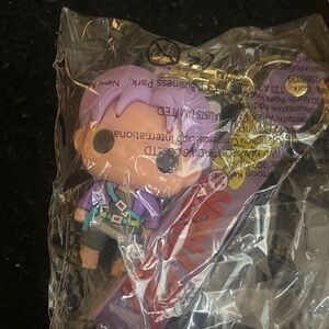 Anime Character Trunks Keychain Set - Multicolor